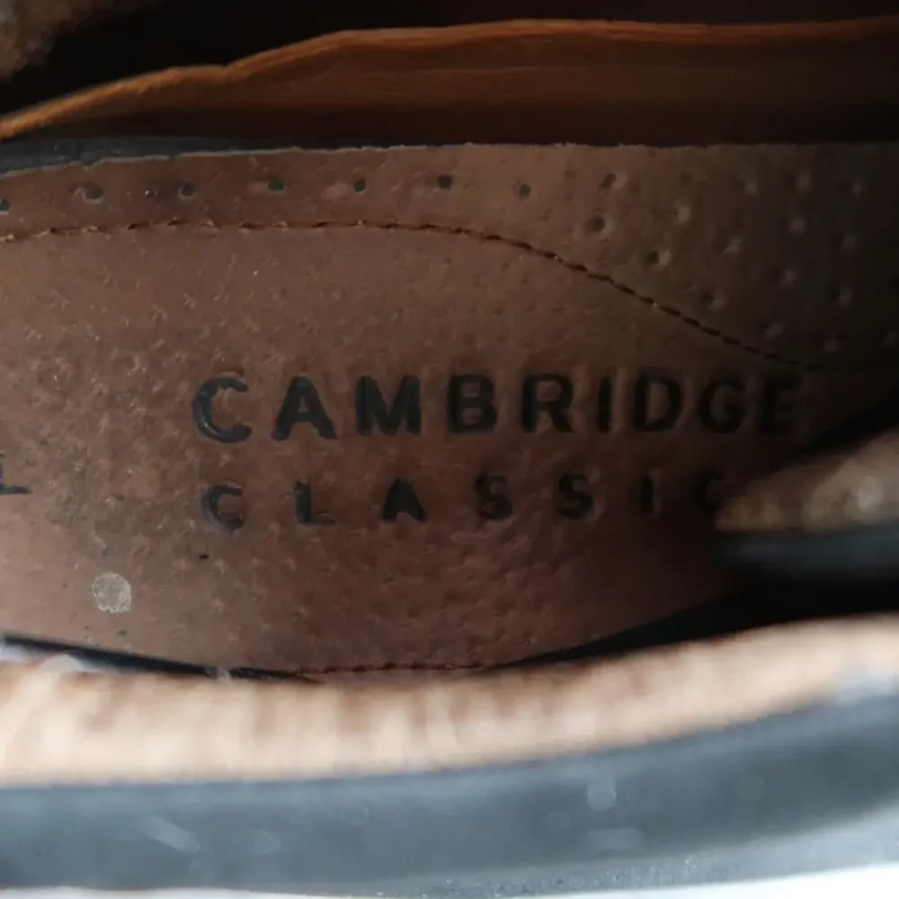 Cambridge Classics Shoe Men 9.5 Derby Oxford Noble Black Leather Classic Lace Up